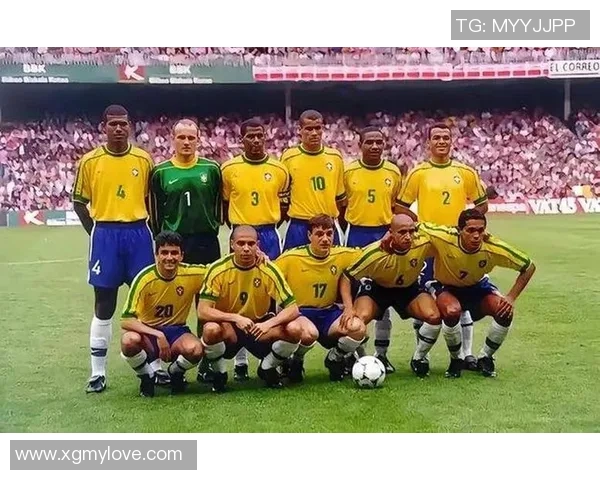 八位足球传奇球星名字大揭秘 各具特色的足球英雄是如何成名的