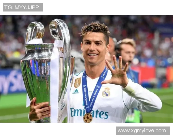 历史十大足球巨星盘点 看看谁能登顶足球之巅